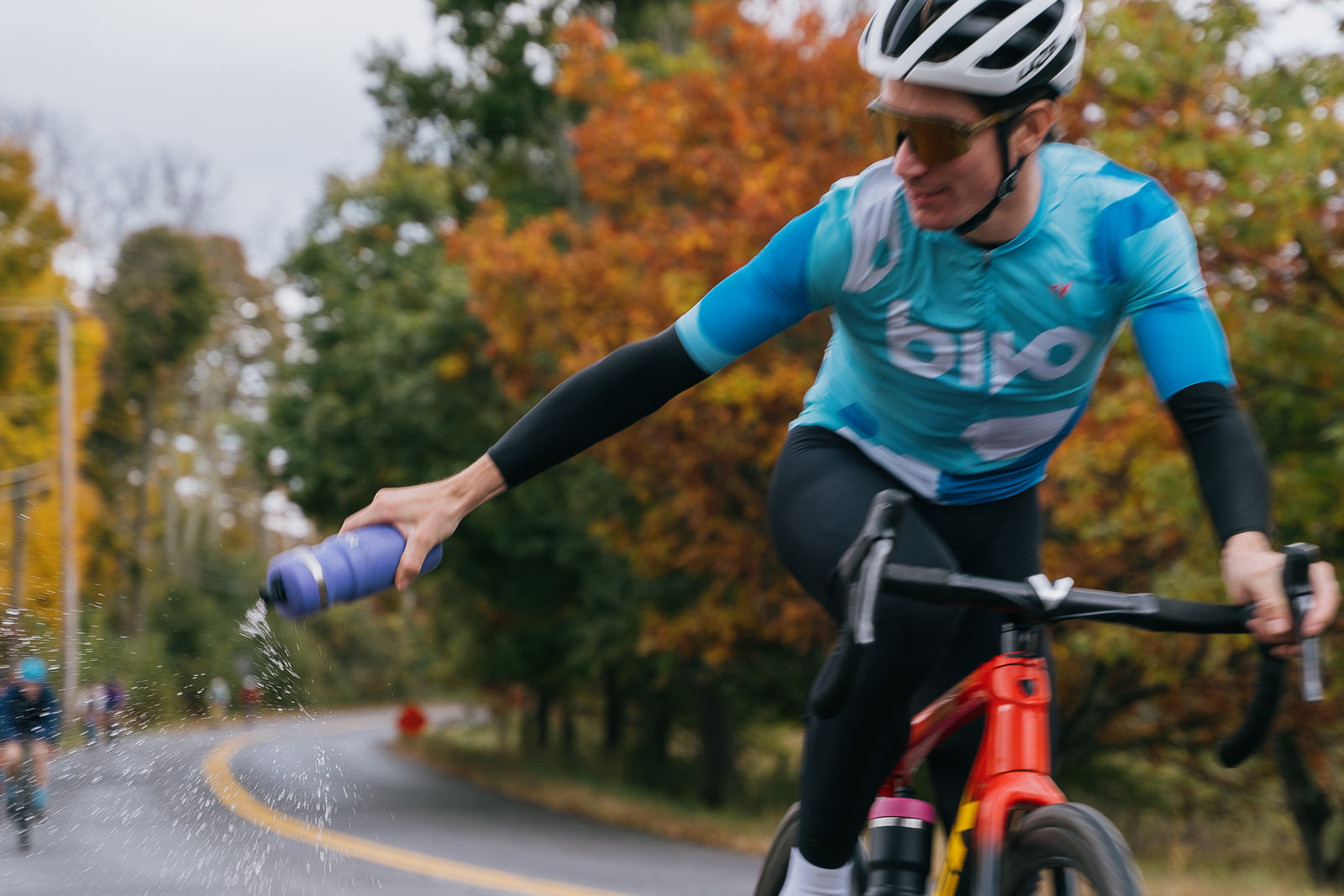 How to Dress for Cold Weather Cycling - Bivo How to Dress for Cold Weather Cycling - Bivo